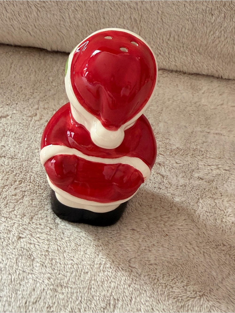 Vintage Santa And Mrs. Claus Salt & Pepper Shakers Kissing Winking - Picture 10 of 12
